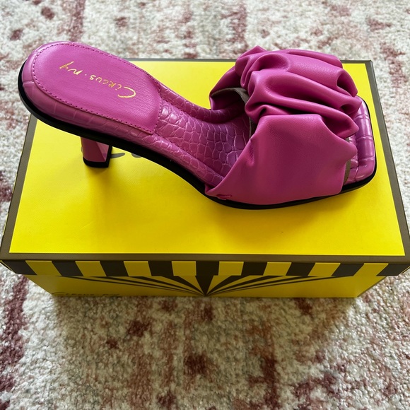 *BRAND NEW* Circus By Sam Edelman Heel Sandals - Picture 7 of 7